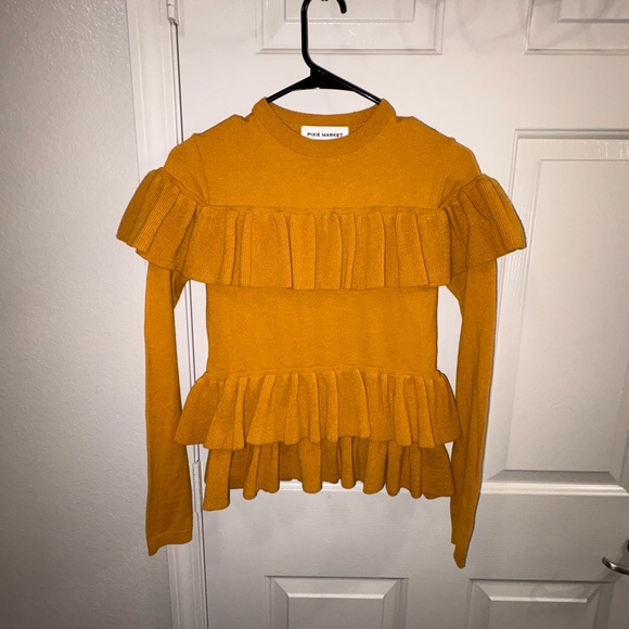 Pixie Market Golden Top - Picture 1 of 3